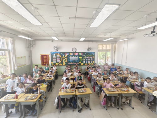 弘揚(yáng)傳統(tǒng)文化,共度端午佳節(jié)——煙臺(tái)星海藝校舉行端午節(jié)主題班會(huì)活動(dòng)